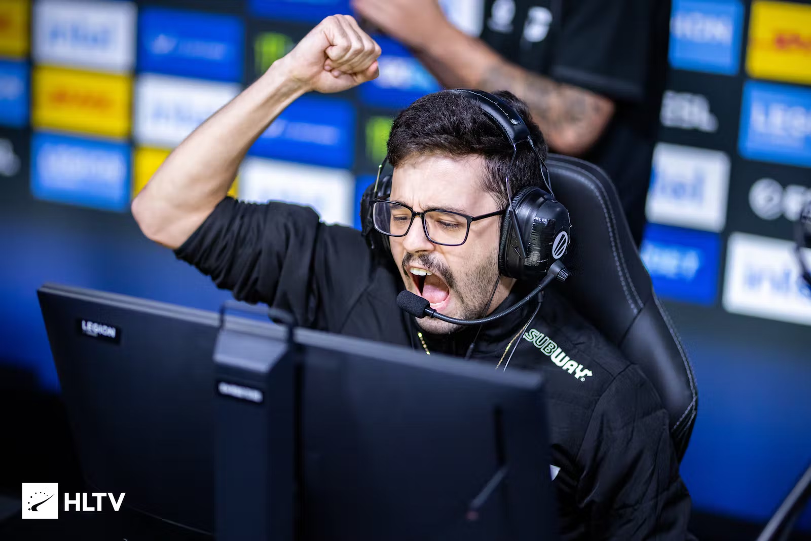 歲月如歌，寶刀未老，活力不減——?dú)q月靜好中的堅(jiān)韌人生-一競(jìng)技官網(wǎng)